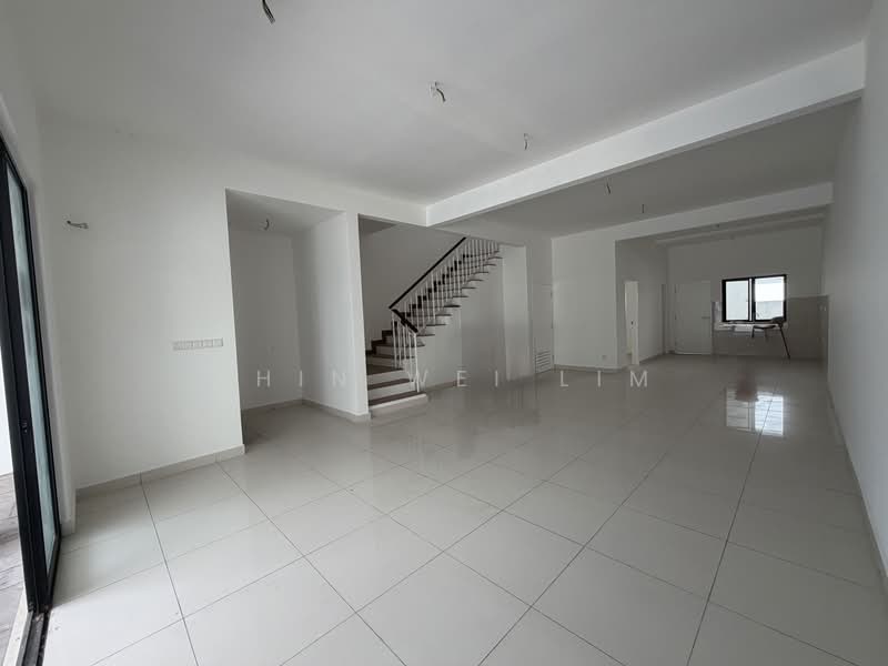 Rumah Teres 2 Tingkat untuk Dijual di Kluang (Johor) - Chin Wei Lim - Living Room - PropertyGuru.com.my