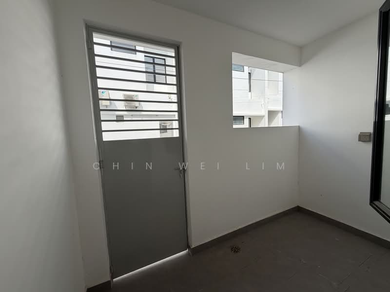 Rumah Teres 2 Tingkat untuk Dijual di Kluang (Johor) - Chin Wei Lim - Entrance - PropertyGuru.com.my