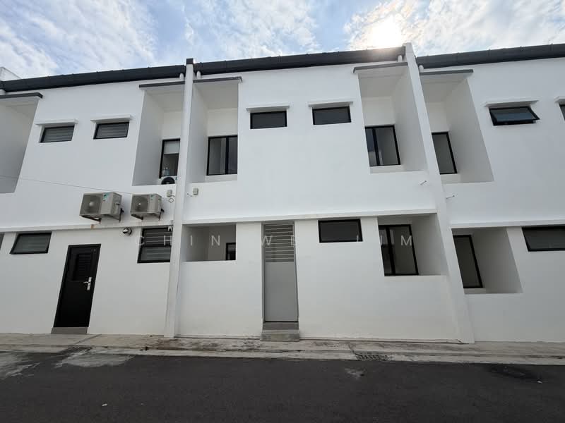 Rumah Teres 2 Tingkat untuk Dijual di Kluang (Johor) - Chin Wei Lim - Exterior - PropertyGuru.com.my