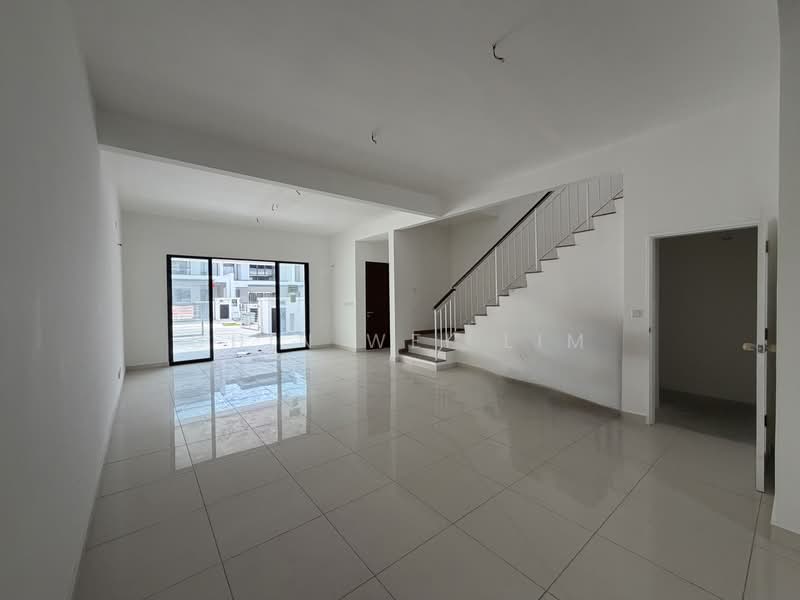 Rumah Teres 2 Tingkat untuk Dijual di Kluang (Johor) - Chin Wei Lim - Living Room - PropertyGuru.com.my