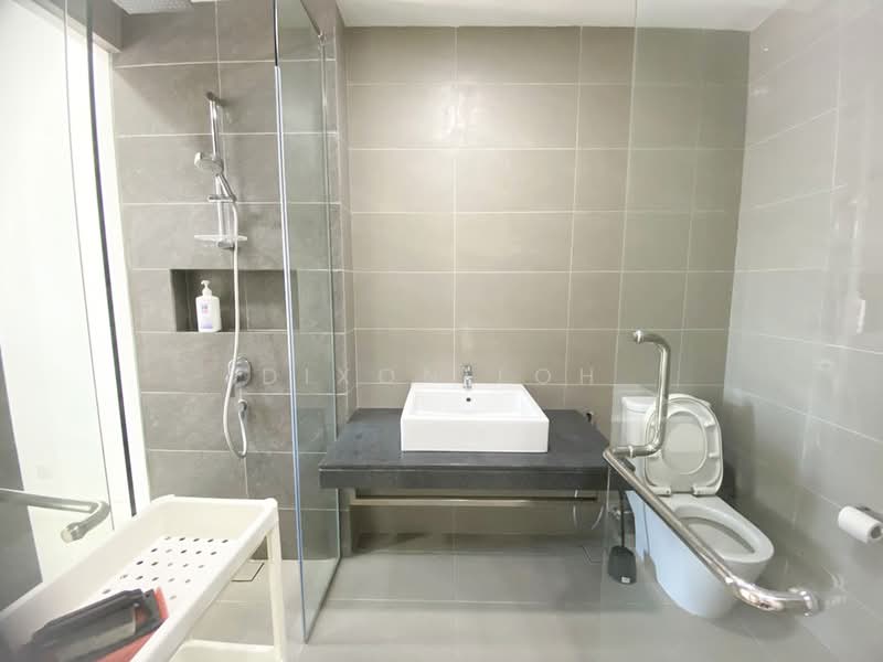 Service Residence for Rent at Arnica @ Tropicana Gardens - Dixon Loh - Bathroom - PropertyGuru.com.my