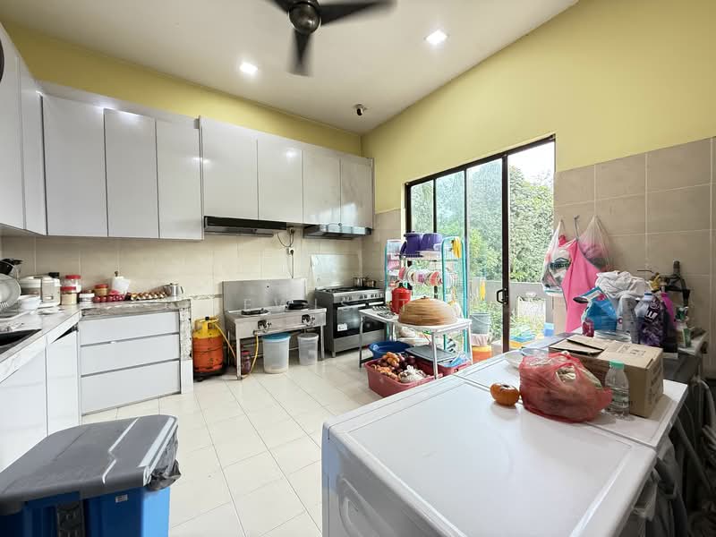 Bungalow for Sale in Country Heights (Kajang) - Lewis Tam - PropertyGuru.com.my