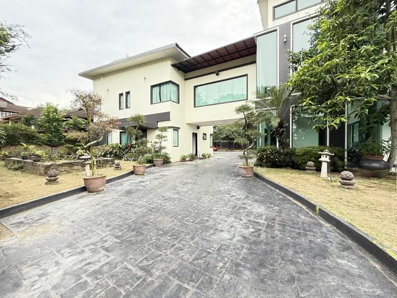 Bungalow for Sale in Country Heights (Kajang) - Lewis Tam - PropertyGuru.com.my
