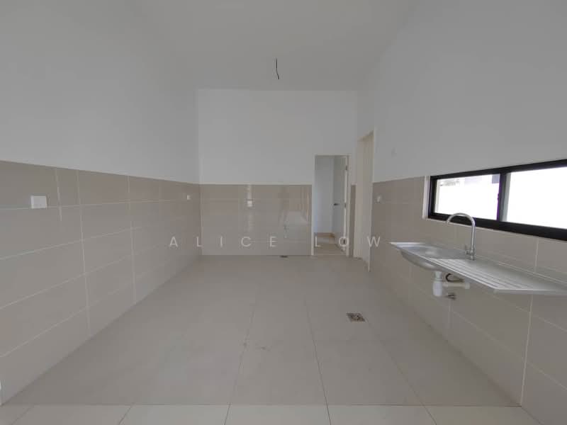 Rumah Berkembar untuk Dijual di Rawang (Selangor) - Alice Low - Kitchen - PropertyGuru.com.my