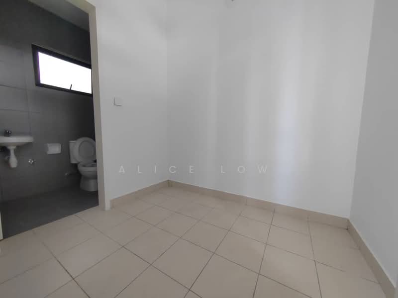 Rumah Berkembar untuk Dijual di Rawang (Selangor) - Alice Low - Bathroom - PropertyGuru.com.my
