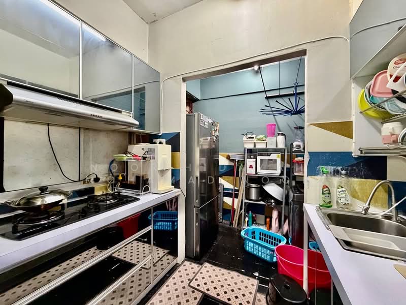 Pangsapuri untuk Dijual di Permai Villa - Noor Hidayah Mohamad Noor - Kitchen - PropertyGuru.com.my