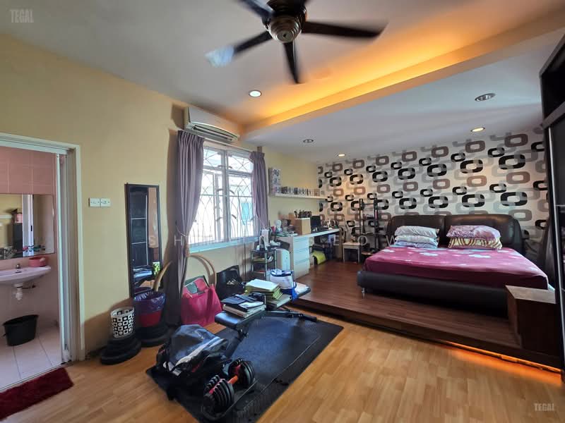 2.5-storey Terraced House for Sale in Ambang Botanic (Klang) - Shawn Seow - Bedroom - PropertyGuru.com.my