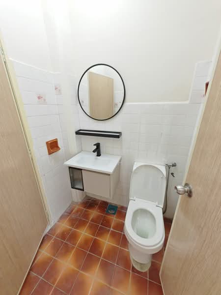 2-storey Terraced House for Rent in Kajang (Selangor) - Mac Chong - Bathroom - PropertyGuru.com.my