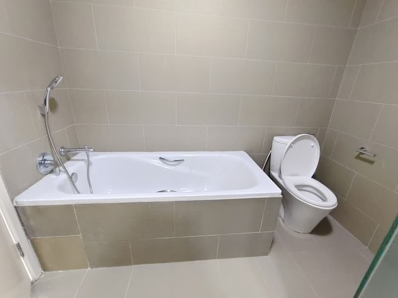 Servis Apartment untuk Disewa di Three28 Tun Razak - Evie Au - Bathroom - PropertyGuru.com.my