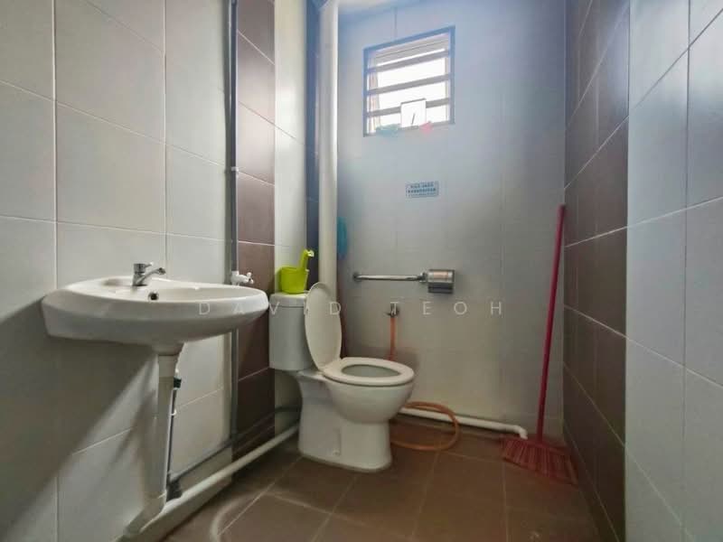 Kedai untuk Disewa di Taman Machang Bubok (Bukit Mertajam) - David Teoh - Bathroom - PropertyGuru.com.my