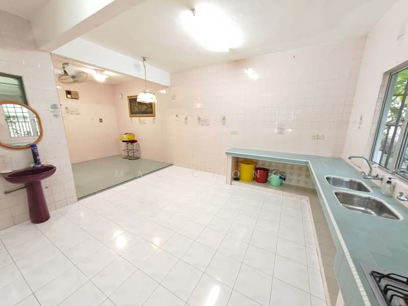 Rumah Teres 2 Tingkat untuk Disewa di Taman Bukit Mewah (Kajang) - Mac Chong - Kitchen - PropertyGuru.com.my