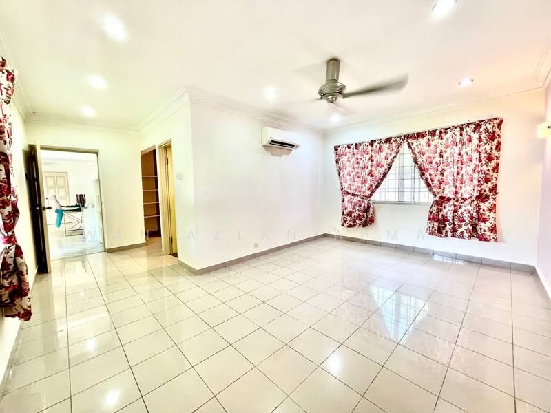 Rumah Berkembar untuk Dijual di Seksyen 9 (Shah Alam) - Wan Azlan Ahmad - PropertyGuru.com.my