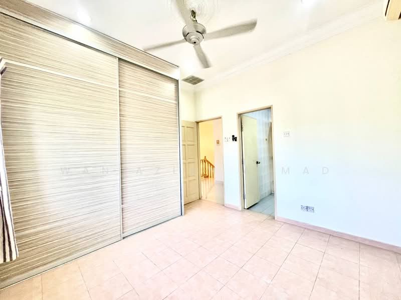 Rumah Berkembar untuk Dijual di Seksyen 9 (Shah Alam) - Wan Azlan Ahmad - PropertyGuru.com.my
