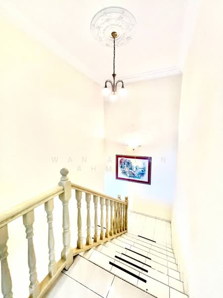 Rumah Berkembar untuk Dijual di Seksyen 9 (Shah Alam) - Wan Azlan Ahmad - PropertyGuru.com.my