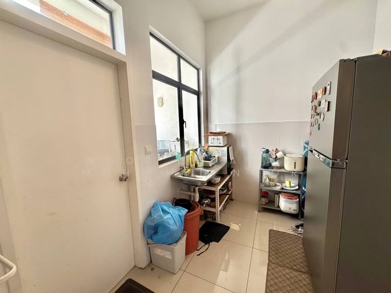 Rumah Teres 2 Tingkat untuk Dijual di Shah Alam (Selangor) - Noor Hidayah Mohamad Noor - Kitchen - PropertyGuru.com.my