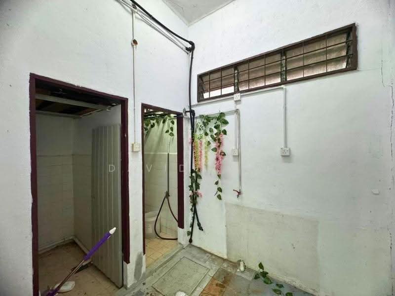 Shop for Rent in Alma (Bukit Mertajam) - David Teoh - Bathroom - PropertyGuru.com.my