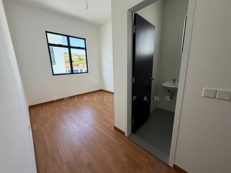 Cluster House for Sale in Iskandar Puteri (Nusajaya) (Johor) - Shirley Pang - Bedroom - PropertyGuru.com.my
