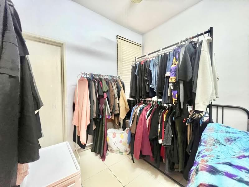 2-storey Terraced House for Sale in Bandar Saujana Putra (Tanjong Duabelas) - Nadzmie Nasir - Bedroom - PropertyGuru.com.my