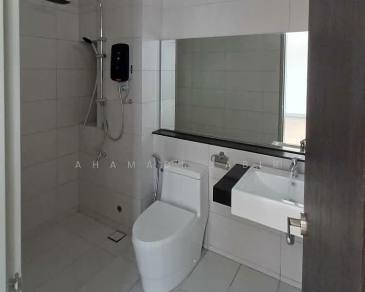 2-storey Terraced House for Sale in Elmina (Shah Alam) - Ahamadi Sabir - Bathroom - PropertyGuru.com.my