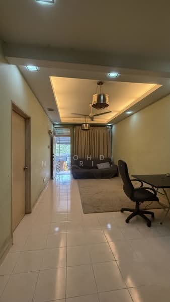 Townhouse for Sale in Sungai Buloh (Selangor) - Mohd Nazri Alias - Living Room - PropertyGuru.com.my