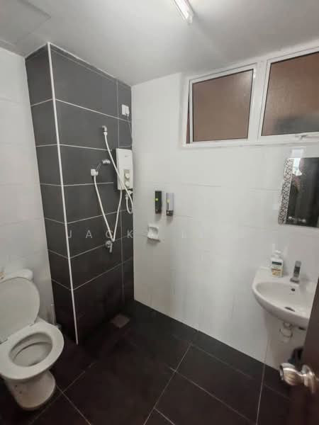 Kondominium untuk Disewa di The Majestic - Jacky Liew - Bathroom - PropertyGuru.com.my