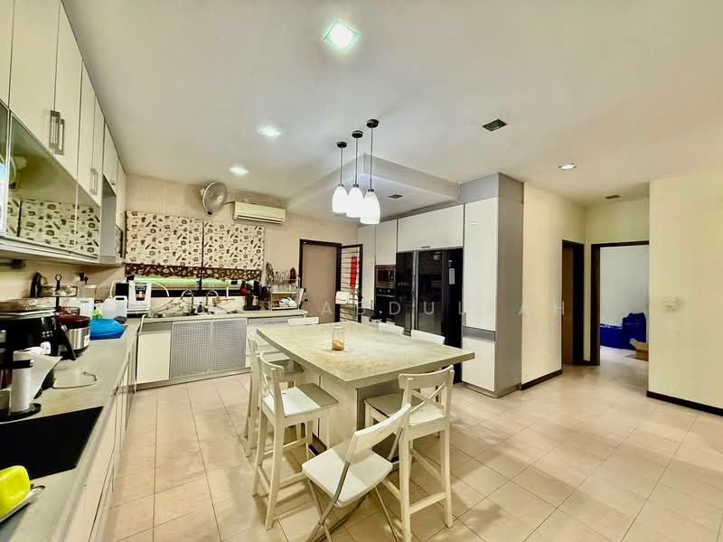 Terraced House for Sale in Bukit Jelutong (Shah Alam) - Fauzi Abdullah - Kitchen - PropertyGuru.com.my