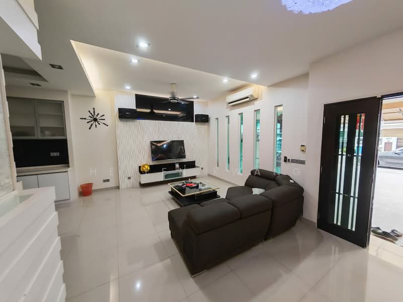 2-storey Terraced House for Rent in Shah Alam (Selangor) - Heylen Kwang - Living Room - PropertyGuru.com.my