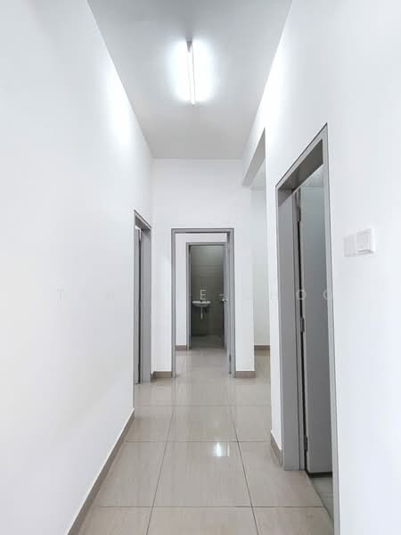 Servis Apartment untuk Disewa di SkyLake Residence - Tan Bee Choo - Corridor - PropertyGuru.com.my