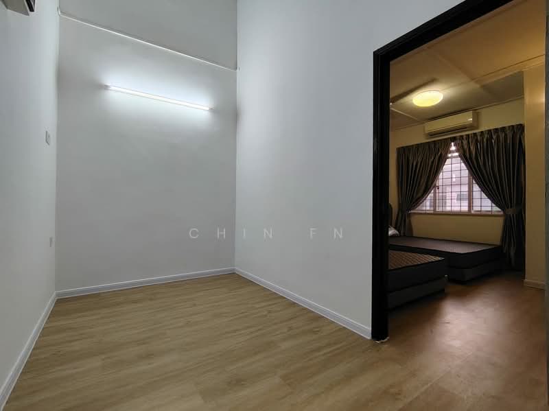 Rumah Teres 2 Tingkat untuk Dijual di Batu Berendam (Melaka) - CHIN FN - Bedroom - PropertyGuru.com.my