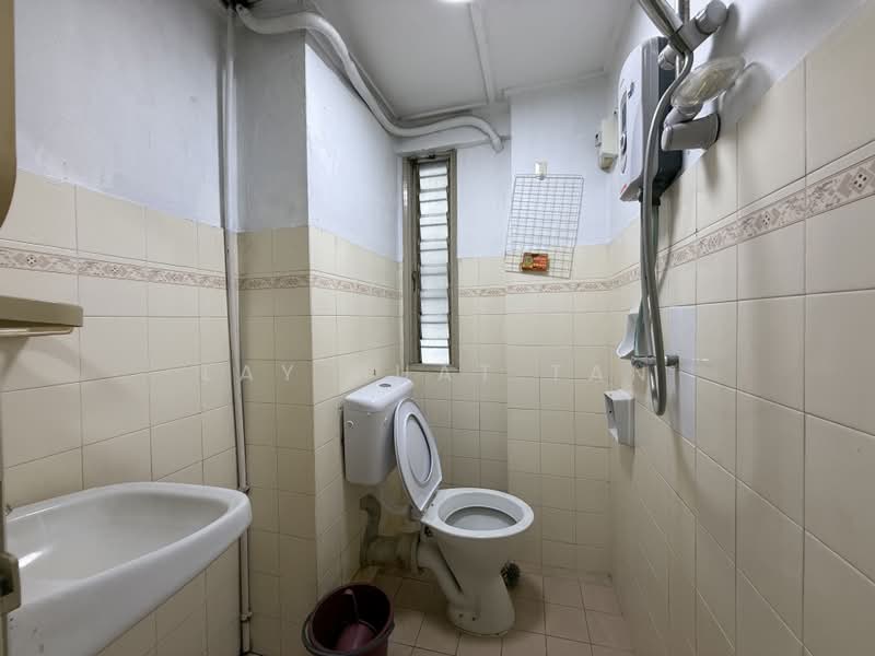 Apartment for Sale at Abadi Indah - Lay Huat Tan - Bathroom - PropertyGuru.com.my