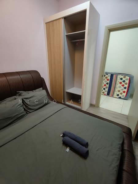 Servis Apartment untuk Disewa di Southkey Mosaic - Nicholas Low - Bedroom - PropertyGuru.com.my