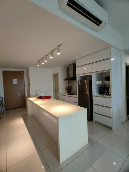 Servis Apartment untuk Disewa di Southkey Mosaic - Nicholas Low - Kitchen - PropertyGuru.com.my