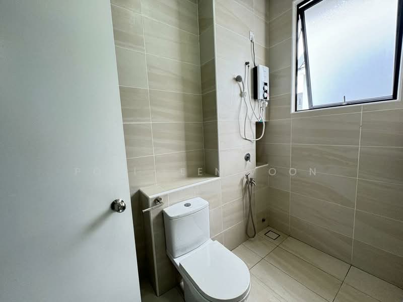 Cluster House for Sale in Taman Ekoflora (Johor Bahru) - Pooi Leen Voon - Bathroom - PropertyGuru.com.my