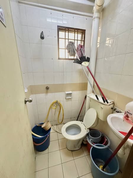 Pangsapuri untuk Dijual di Seri Palma - Aqillah Razali - Bathroom - PropertyGuru.com.my