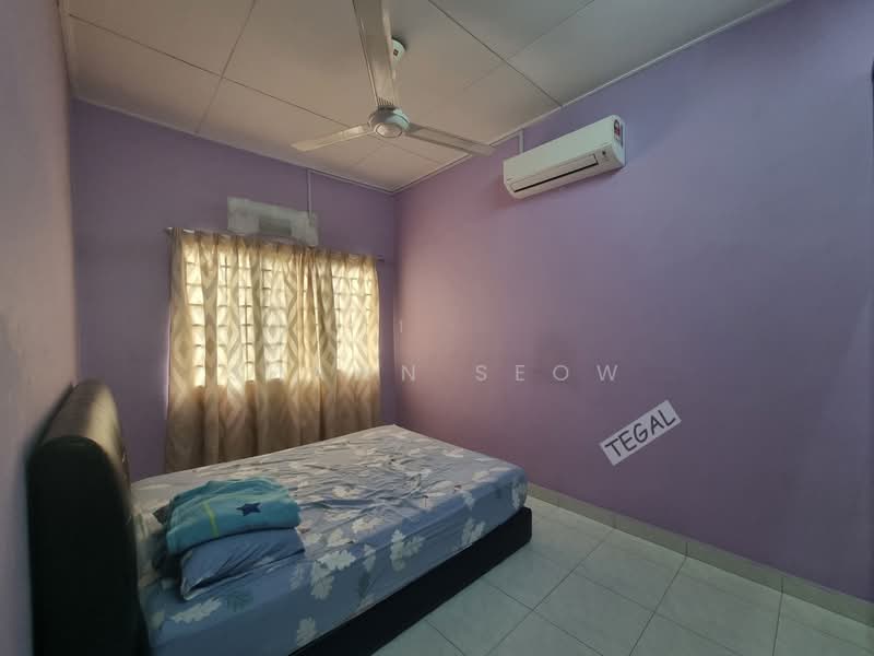 2-storey Terraced House for Sale in Kota Kemuning (Shah Alam) - Shawn Seow - Bedroom - PropertyGuru.com.my