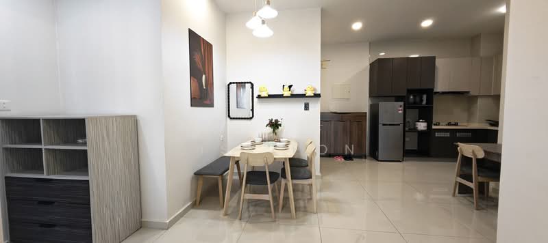 Condominium for Rent at Kings Bay @ Country Garden Danga Bay - Lisa Pon - Dining Room - PropertyGuru.com.my
