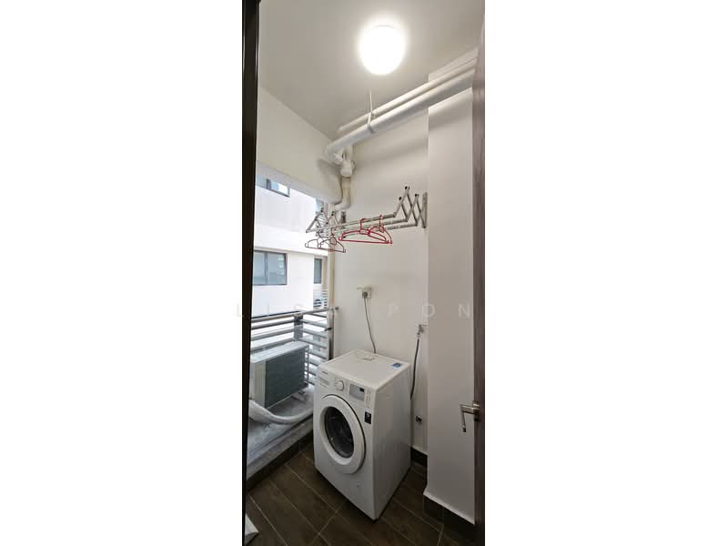 Condominium for Rent at Kings Bay @ Country Garden Danga Bay - Lisa Pon - Balcony - PropertyGuru.com.my