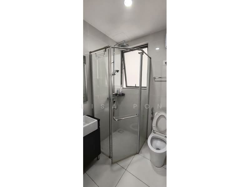 Condominium for Rent at Kings Bay @ Country Garden Danga Bay - Lisa Pon - Bathroom - PropertyGuru.com.my