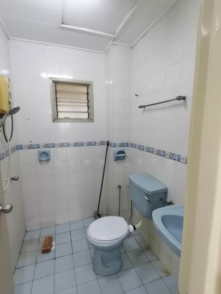 Terraced House for Sale in Kota Kemuning (Shah Alam) - Shawn Seow - Bathroom - PropertyGuru.com.my