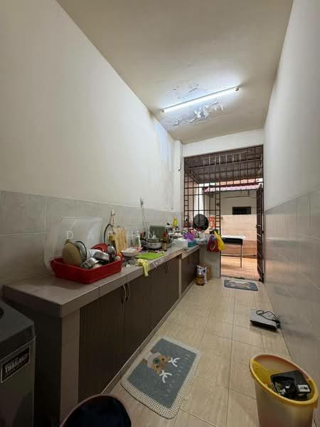 Rumah Kluster untuk Dijual di Ulu Tiram (Johor) - Daphne Lee - Kitchen - PropertyGuru.com.my
