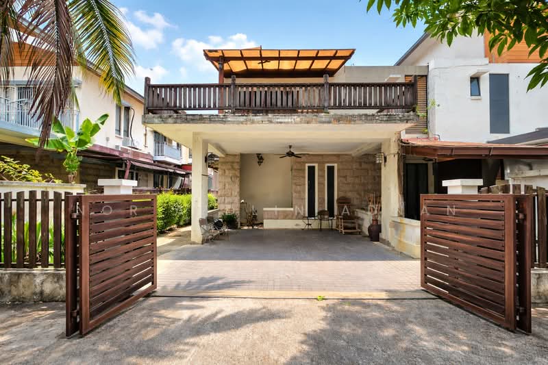 Semi-Detached House for Sale in Seksyen 7 (Bangi) - Nor Azdlin Adnan - Exterior - PropertyGuru.com.my