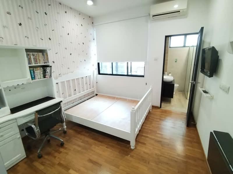 Rumah Teres 2 Tingkat untuk Disewa di Johor Bahru (Johor) - Jim Chee - Bedroom - PropertyGuru.com.my