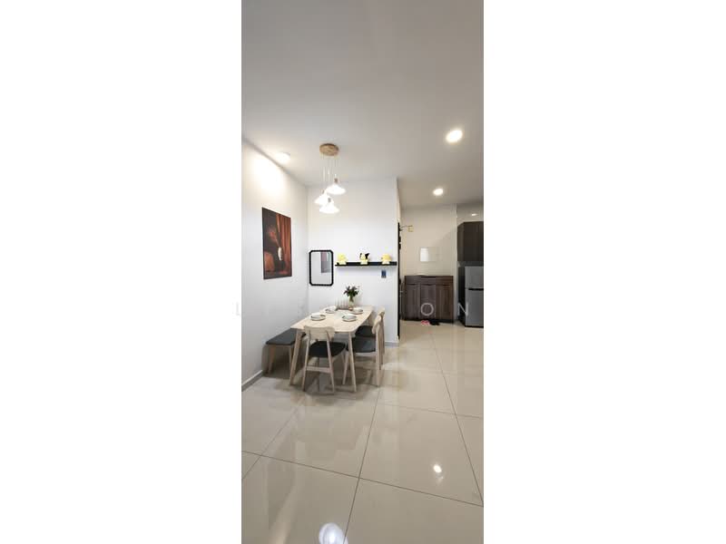 Condominium for Rent at Bay Point @ Country Garden Danga Bay - Lisa Pon - Dining Room - PropertyGuru.com.my