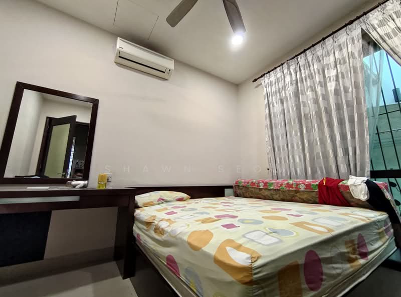 Link Bungalow for Sale in Kota Kemuning (Shah Alam) - Shawn Seow - Bedroom - PropertyGuru.com.my