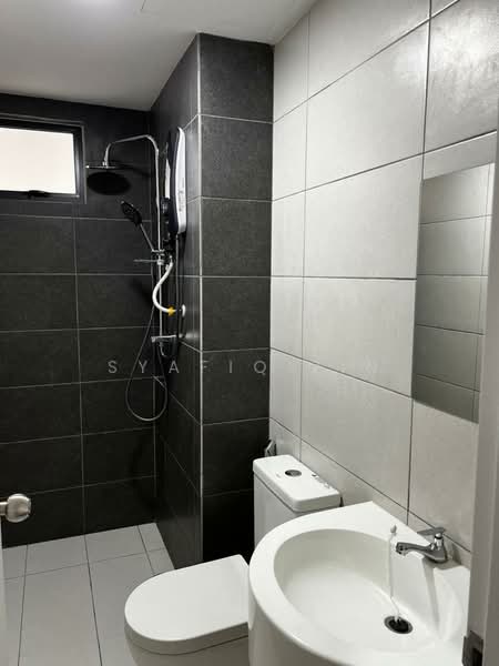 Apartment for Sale at Vista Sentul Residences - SYAFIQ ZIN - Bathroom - PropertyGuru.com.my
