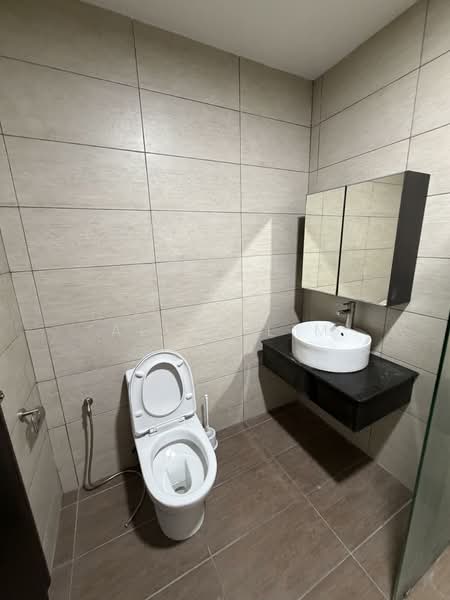 Service Residence for Rent at Molek Regency - Alvin Lim - Bathroom - PropertyGuru.com.my