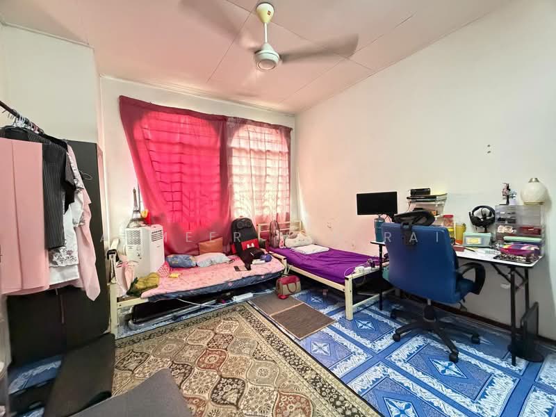 Rumah Teres 2 Tingkat untuk Dijual di Puncak Alam (Selangor) - Ammeer Nadzrai - Bedroom - PropertyGuru.com.my