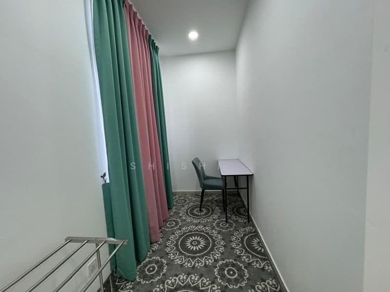 Rumah Teres 2 Tingkat untuk Dijual di Taman Ekoflora (Johor Bahru) - Shishi . - PropertyGuru.com.my
