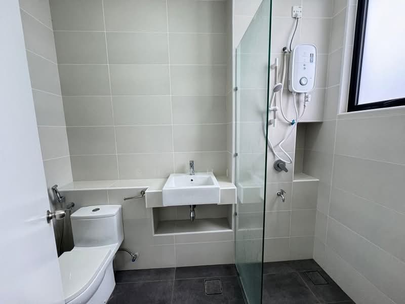 Rumah Teres 2 Tingkat untuk Dijual di Taman Ekoflora (Johor Bahru) - Shishi . - PropertyGuru.com.my