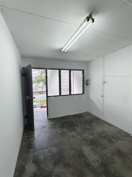 Kedai untuk Dijual di Taman Nam Tak (Kulai) - Kenny Heng - Interior - PropertyGuru.com.my